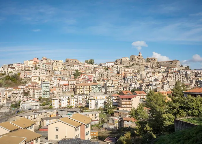 Le Di Gilda * Castiglione De Sicilia